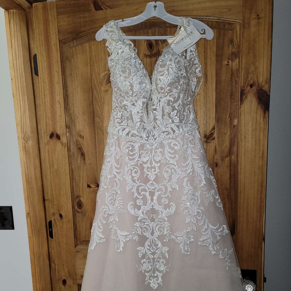 STYLE #2041 Mori Lee Parthenia Wedding Dress size 14 with Veil